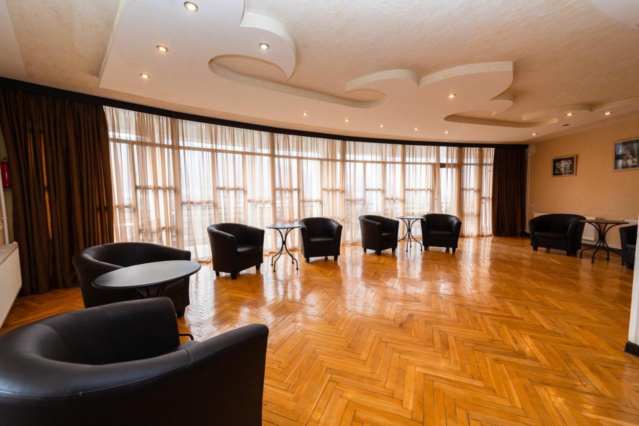 Kirovakan Hotel Wanadzor Zewnętrze zdjęcie