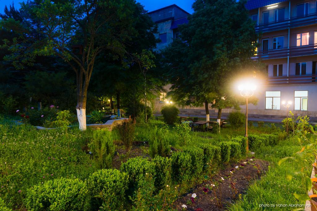 Kirovakan Hotel Wanadzor Zewnętrze zdjęcie